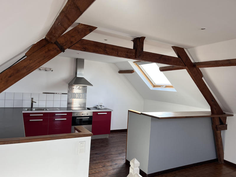 Maison - 90 m² - 4 pièces