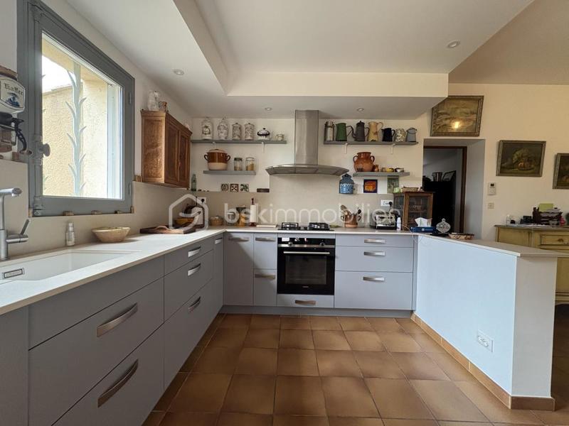 Villa - 180 m² - 7 pièces