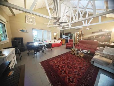 Villa - 179 m² - 6 pièces