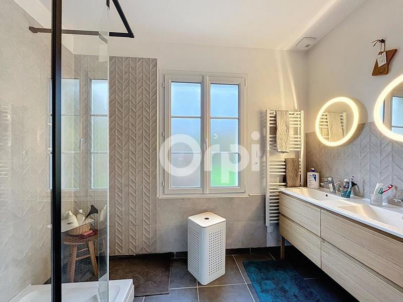 Maison - 159 m² - 7 pièces