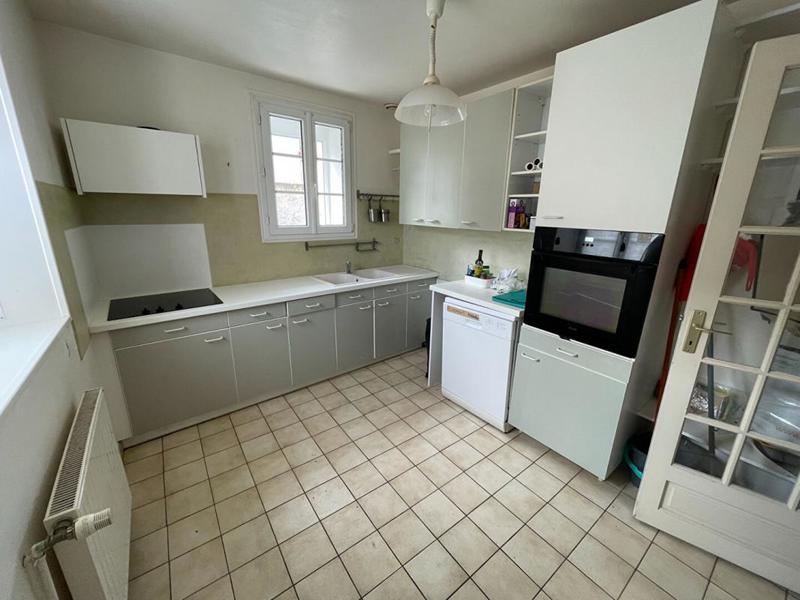 Maison - 160 m² - 8 pièces