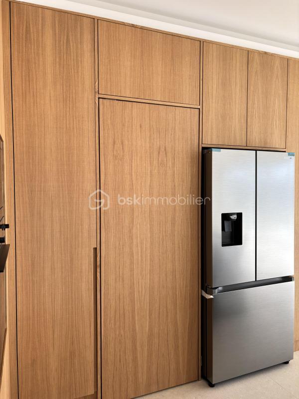 Maison - 262 m² - 5 pièces