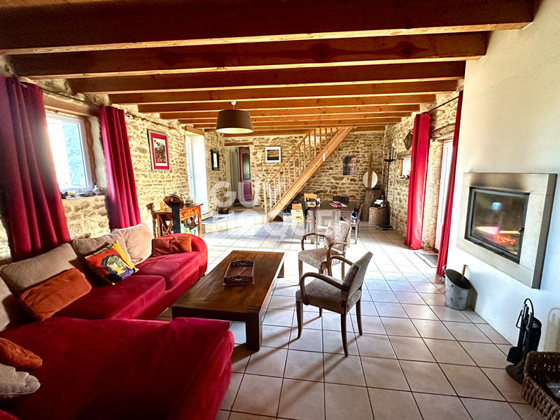 Maison - 186 m² - 6 pièces