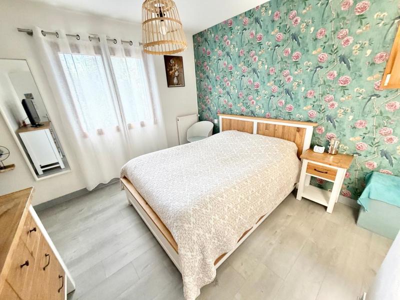 Maison - 298 m² - 5 pièces