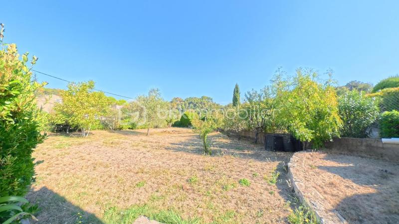 Maison - 180 m² - 6 pièces