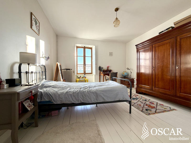 Maison ancienne - 160 m² - 9 pièces