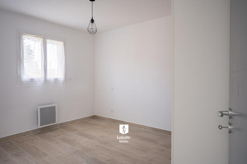 Maison contemporaine - 82 m² - 4 pièces