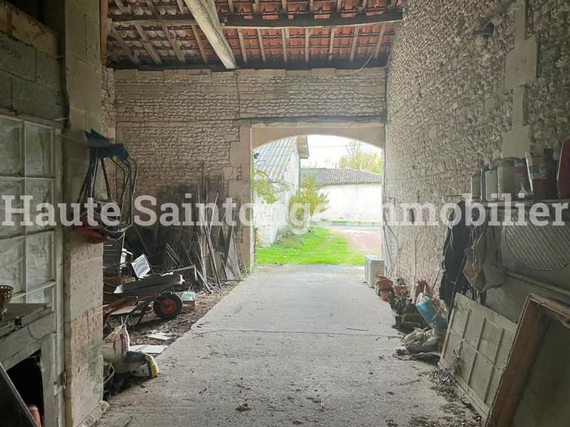 Maison de village - 89 m² - 3 pièces