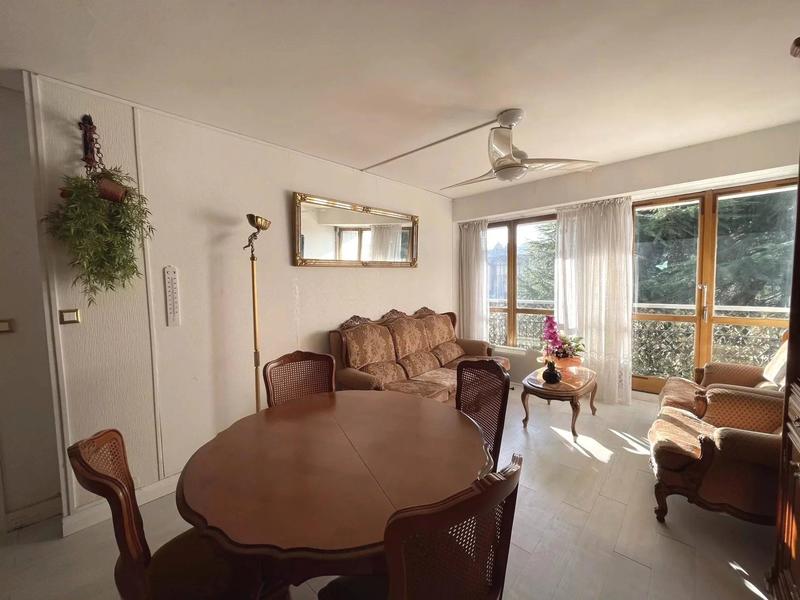 Appartement - 72 m² - 3 pièces