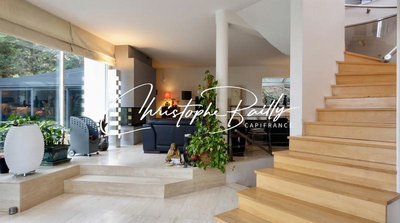 Villa - 195 m² - 8 pièces