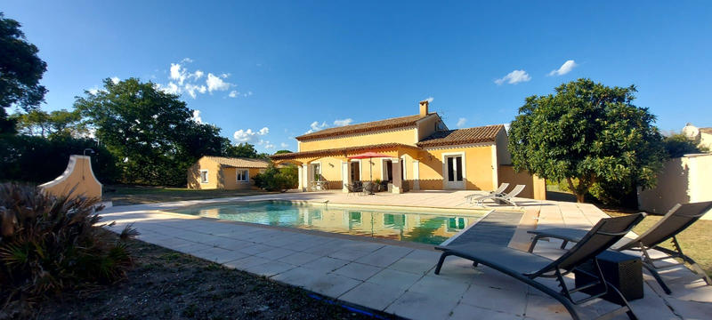 Villa - 223 m² - 6 pièces
