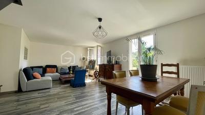 Maison - 92 m² - 4 pièces