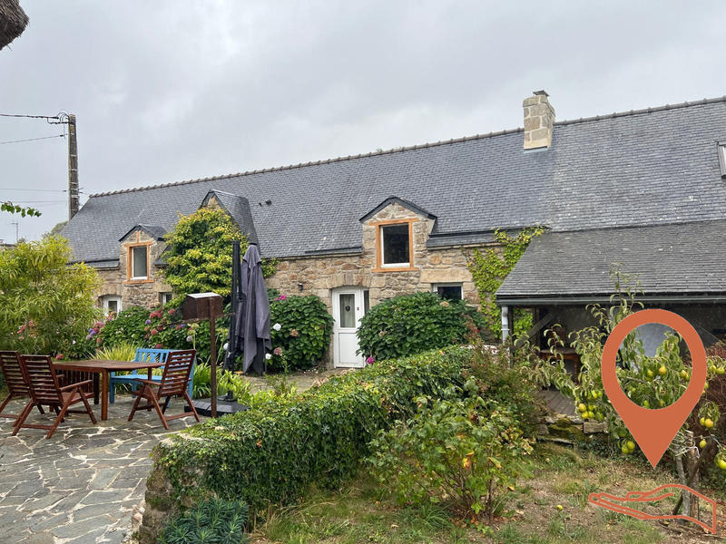 Maison ancienne - 212 m² - 5 pièces