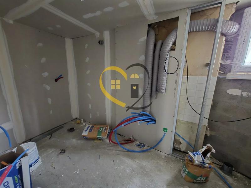 Immeuble mixte - 300 m²