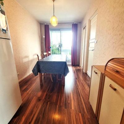 Appartement - 102 m² - 5 pièces