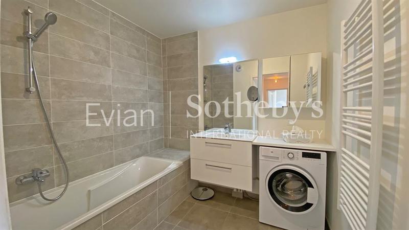 Appartement - 86 m² - 4 pièces