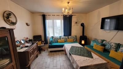 Maison - 99 m² - 5 pièces