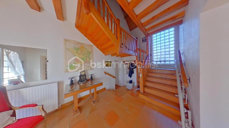 Propriété - 180 m² - 6 pièces