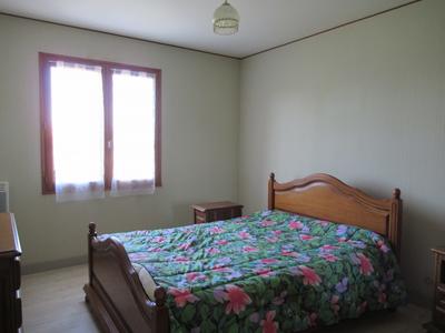 Maison traditionnelle - 85 m² - 5 pièces