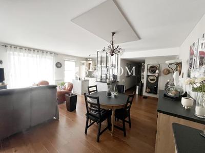 Appartement - 72 m² - 3 pièces