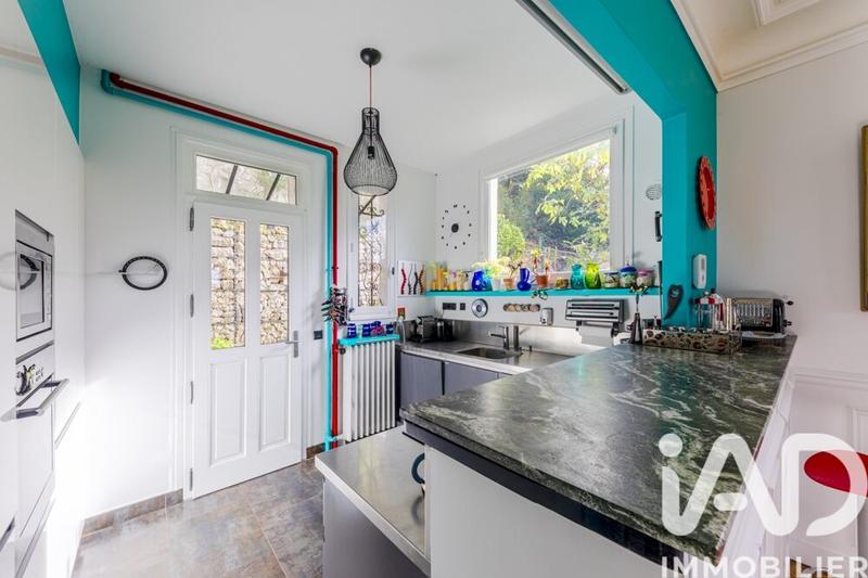 Maison - 175 m² - 8 pièces