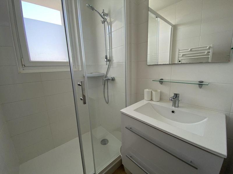 Appartement - 64 m² - 5 pièces