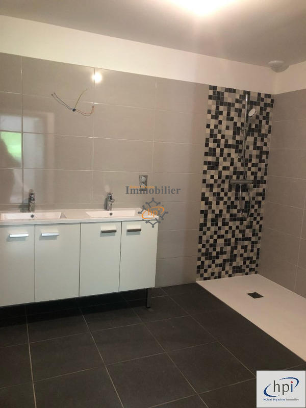 Appartement - 84 m² - 3 pièces