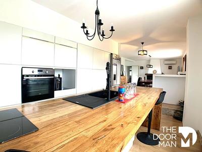 Maison traditionnelle - 105 m² - 4 pièces