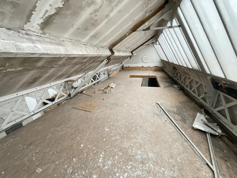 Loft - 237 m² - 2 pièces