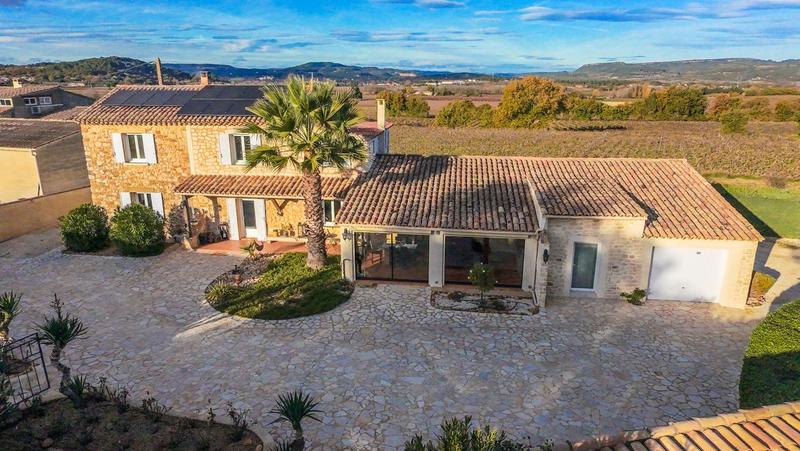 Maison - 183 m² - 6 pièces