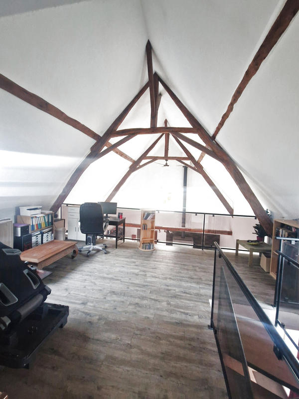 Maison - 223 m² - 7 pièces