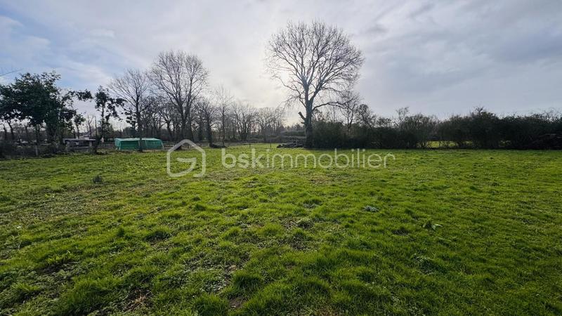 Terrain constructible - 2 791 m²