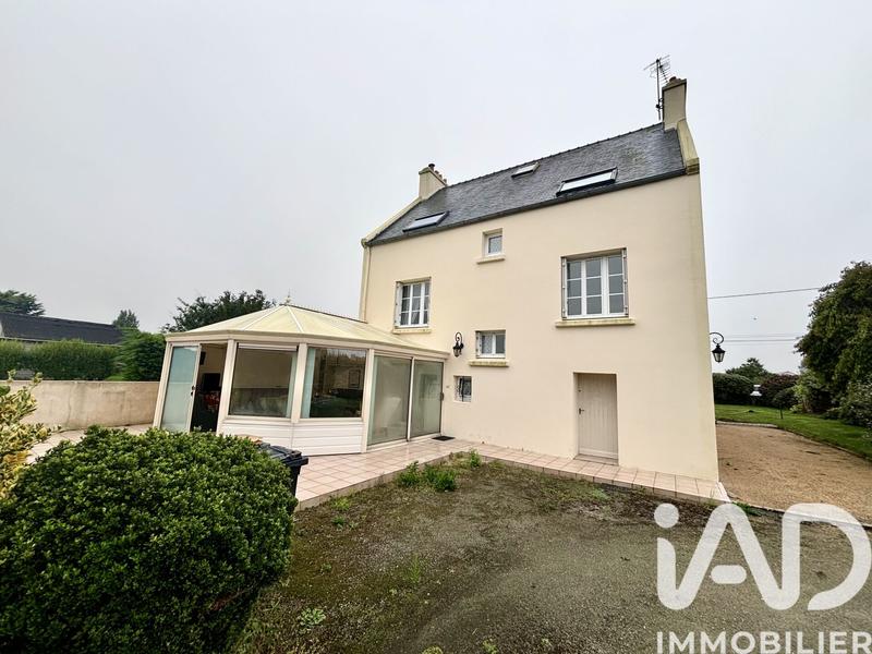 Maison - 174 m² - 8 pièces