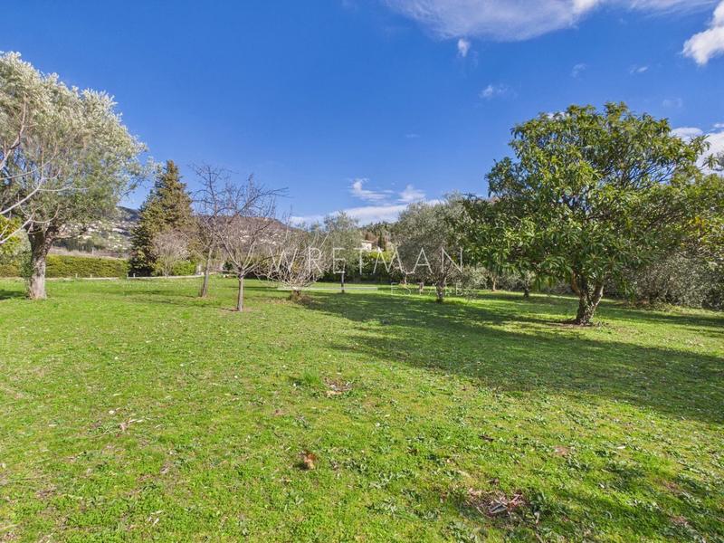 Villa - 240 m² - 7 pièces