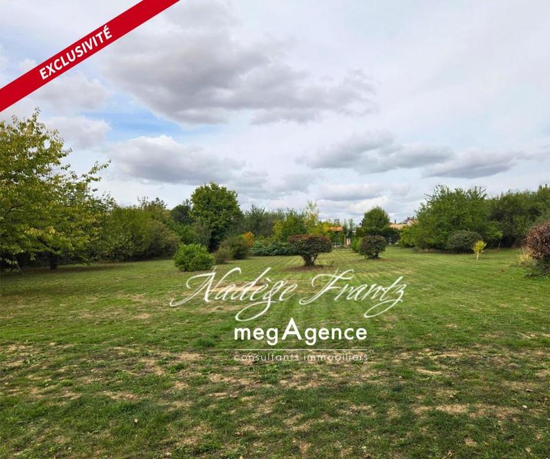 Terrain constructible - 3 335 m²