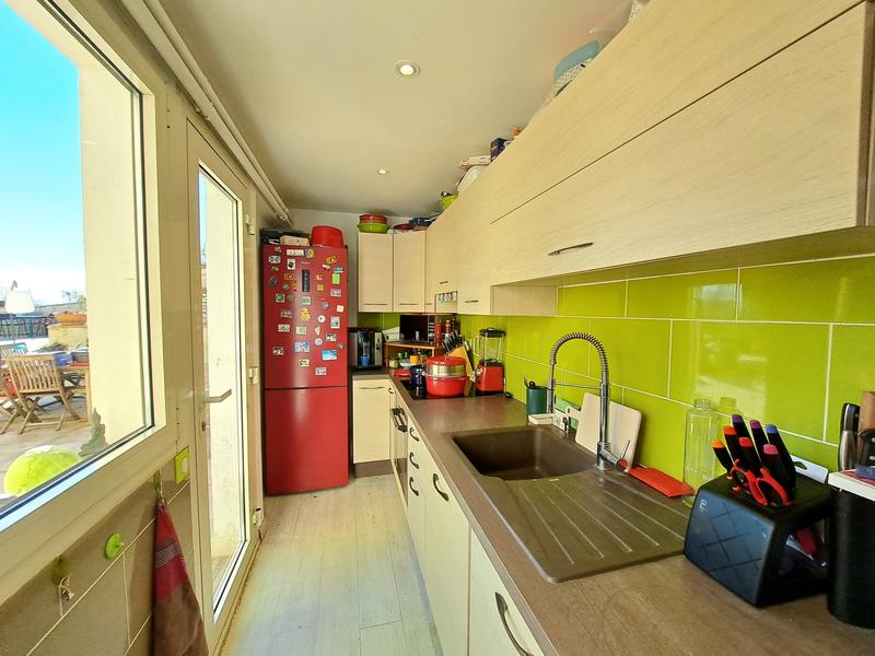 Maison - 221 m² - 9 pièces