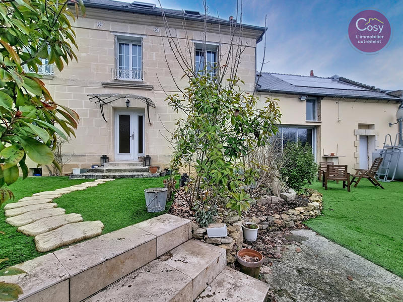 Maison - 229 m² - 7 pièces