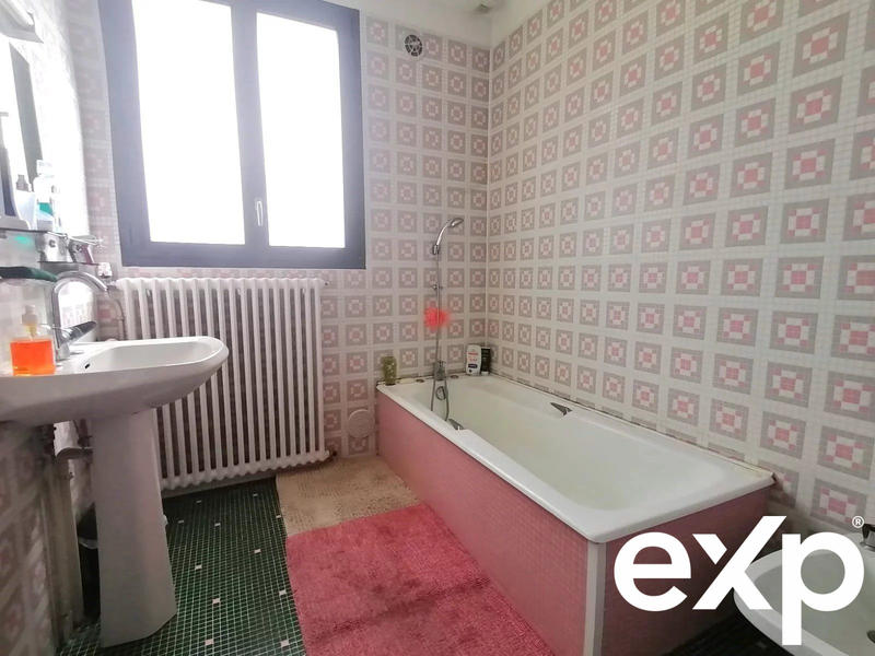 Maison - 161 m² - 6 pièces