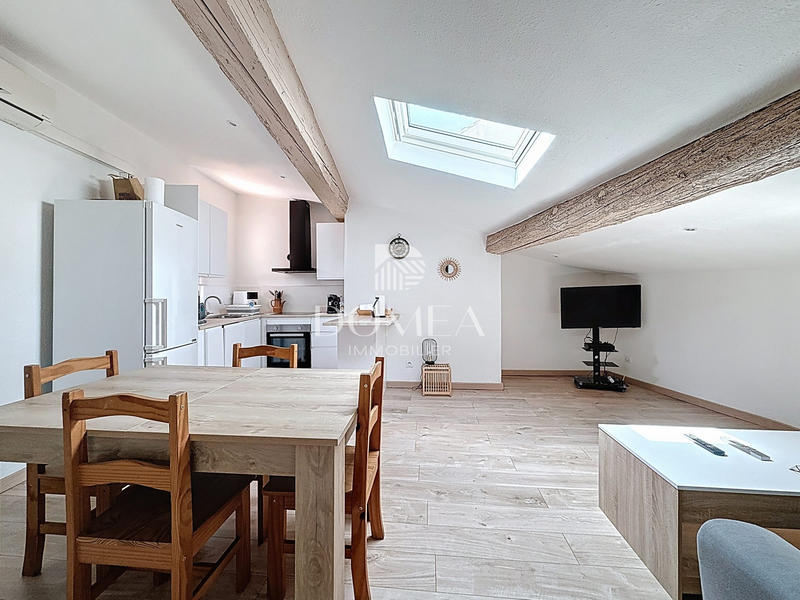 Appartement - 80 m² - 3 pièces