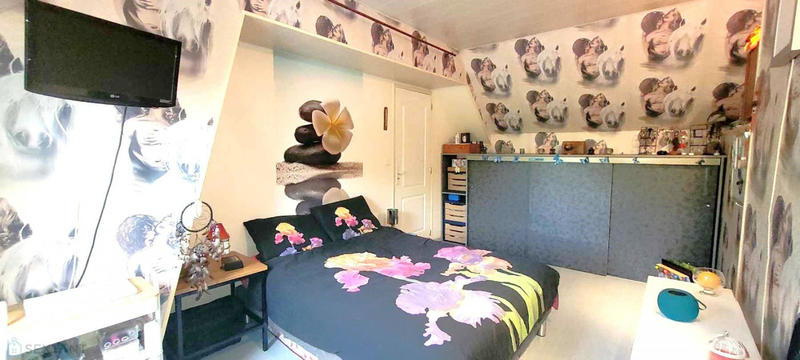 Maison - 348 m² - 9 pièces