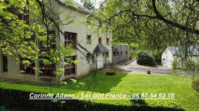 Maison - 1 528 m² - 40 pièces