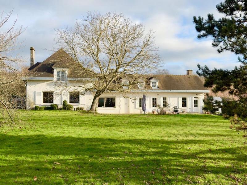 Longère - 233 m² - 8 pièces