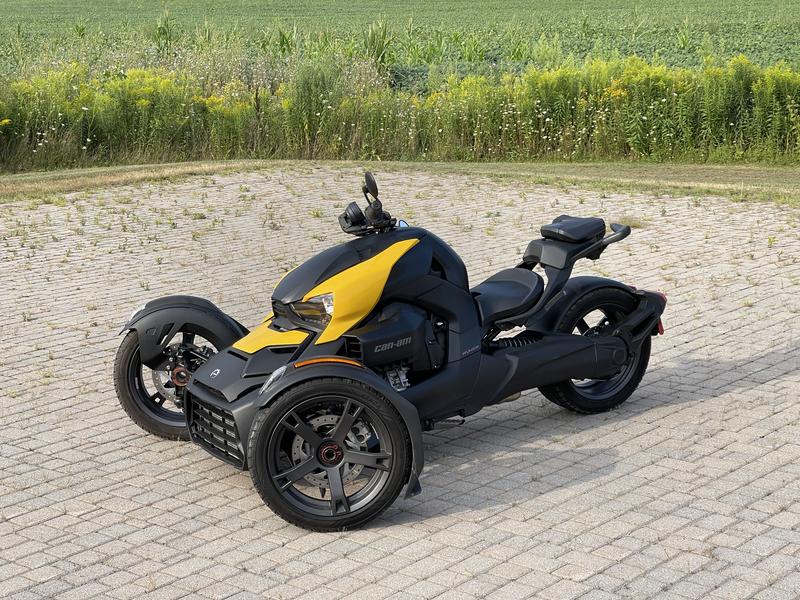 Sh MotoRent : location moto