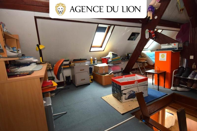 Maison - 95 m² - 5 pièces