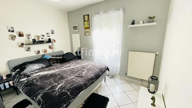 Immeuble - 155 m² - 9 pièces