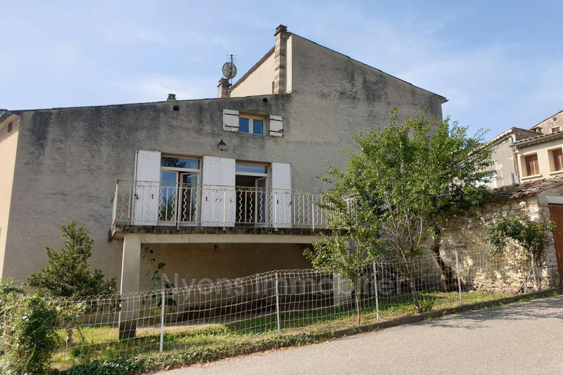 Maison de village - 112 m² - 4 pièces
