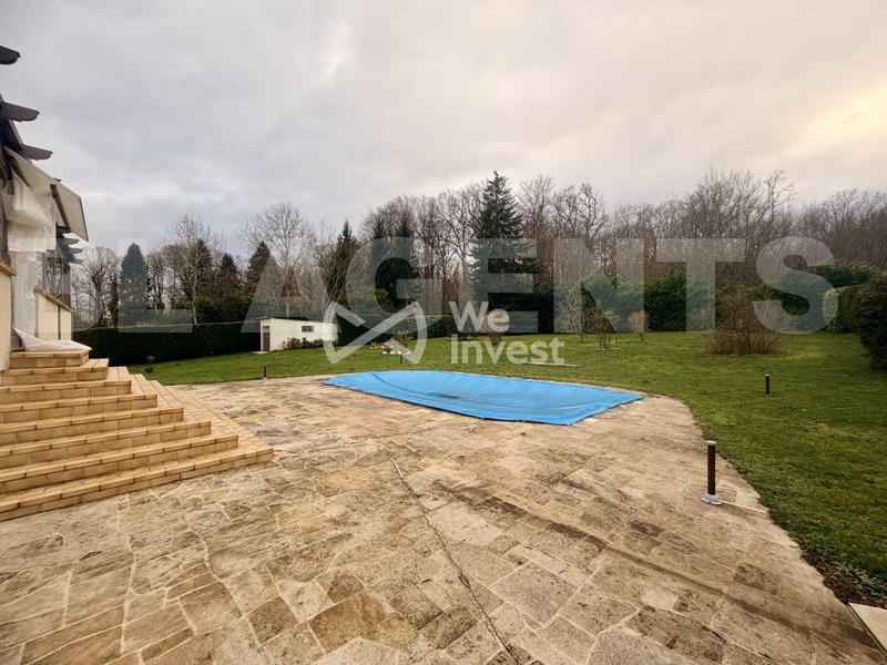 Maison - 160 m² - 7 pièces