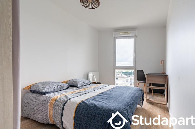 Chambre - 10 m² - 1 pièce