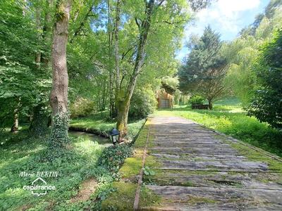 Propriété - 426 m² - 11 pièces