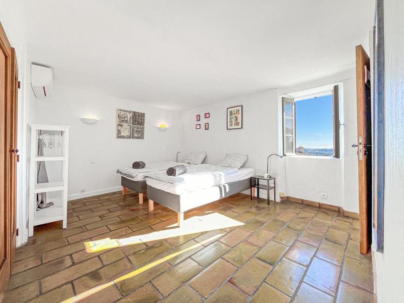 Propriété - 164 m² - 7 pièces